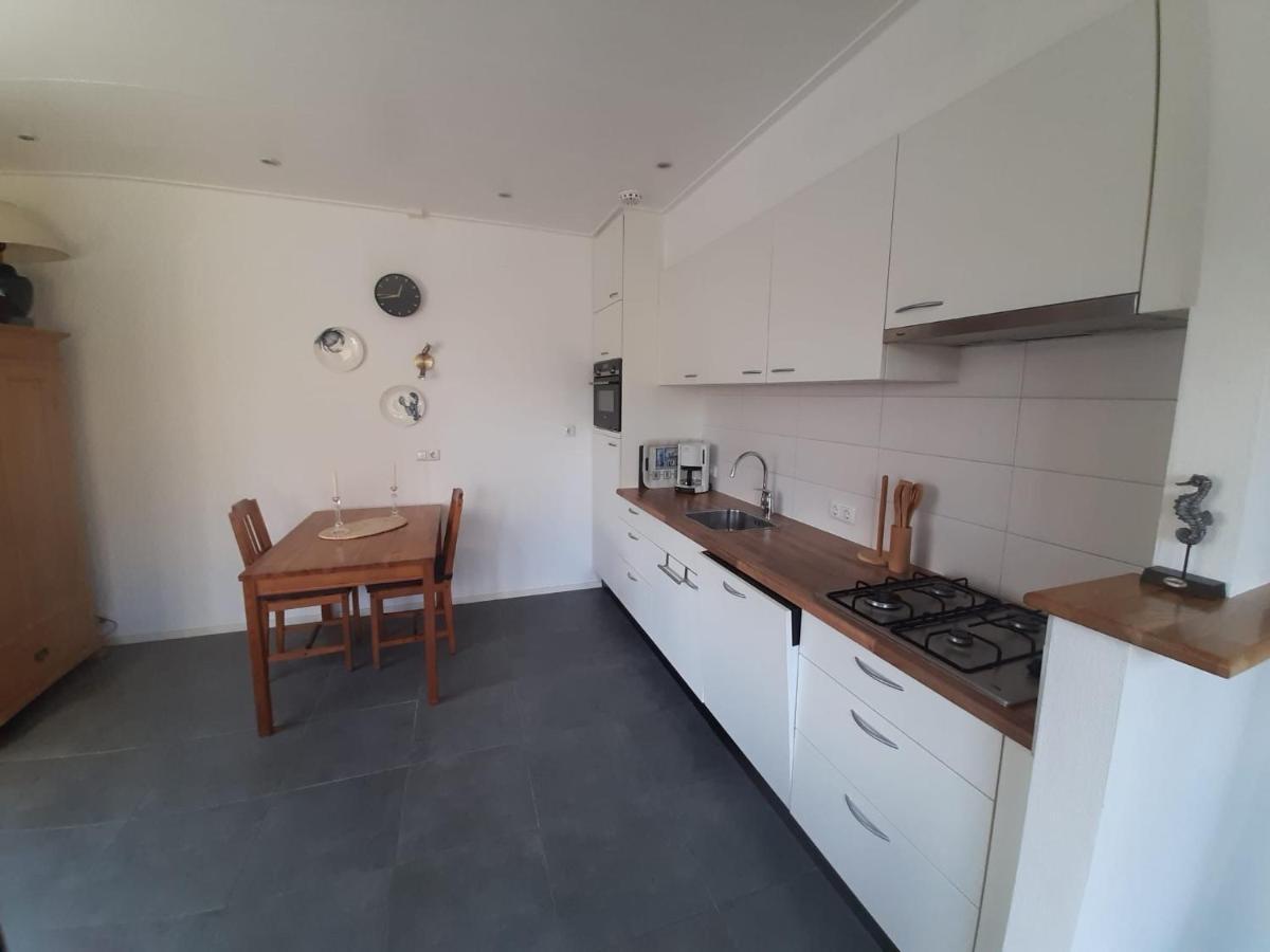 Appartement Boomgaard Vrouwenpolder Exterior foto